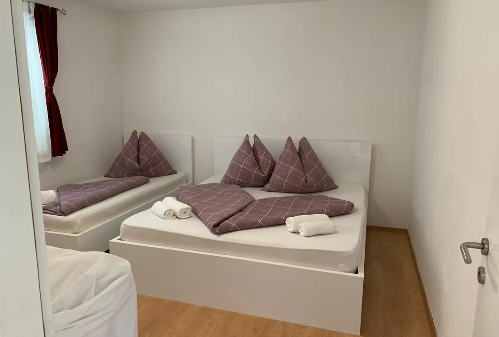 Suljic Apartment kontakti
